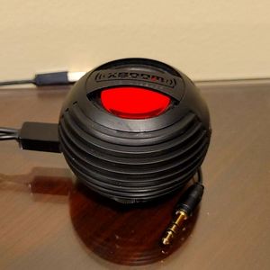 Wired speaker